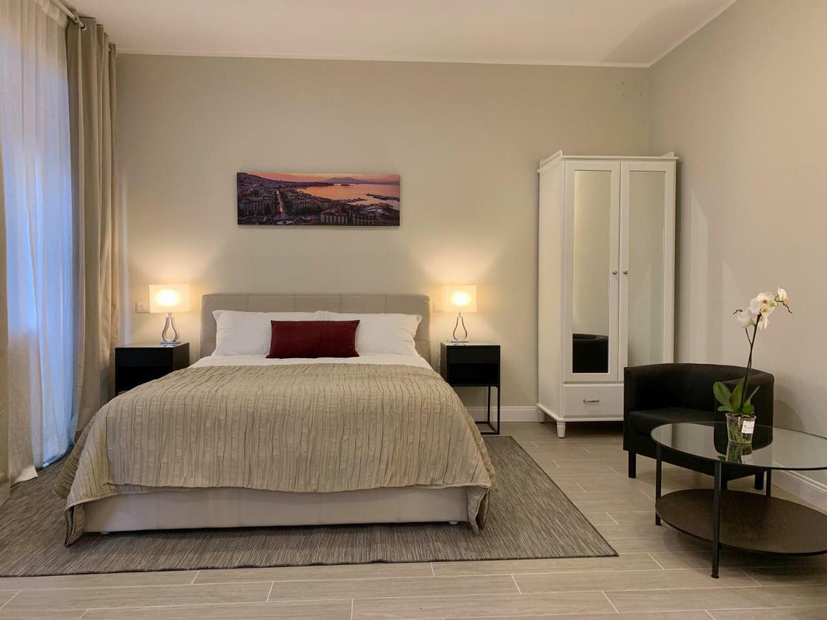Silia House Napoli Centro Hotel Bagian luar foto