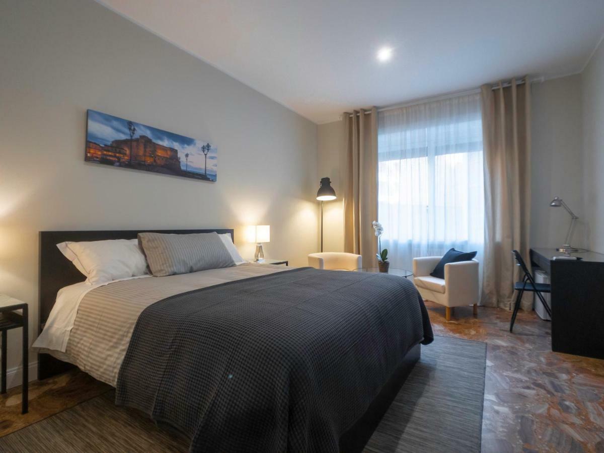Silia House Napoli Centro Hotel Bagian luar foto